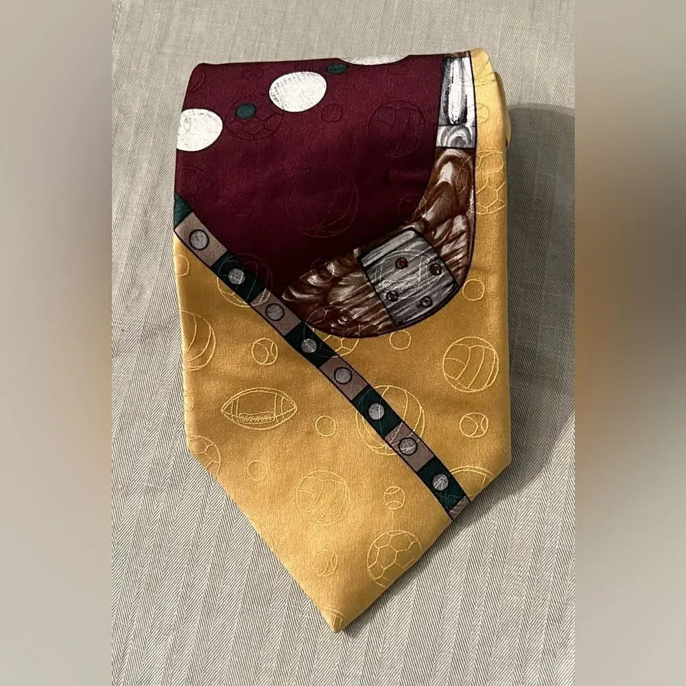 Evan Picone Sport  Mens Silk Tie